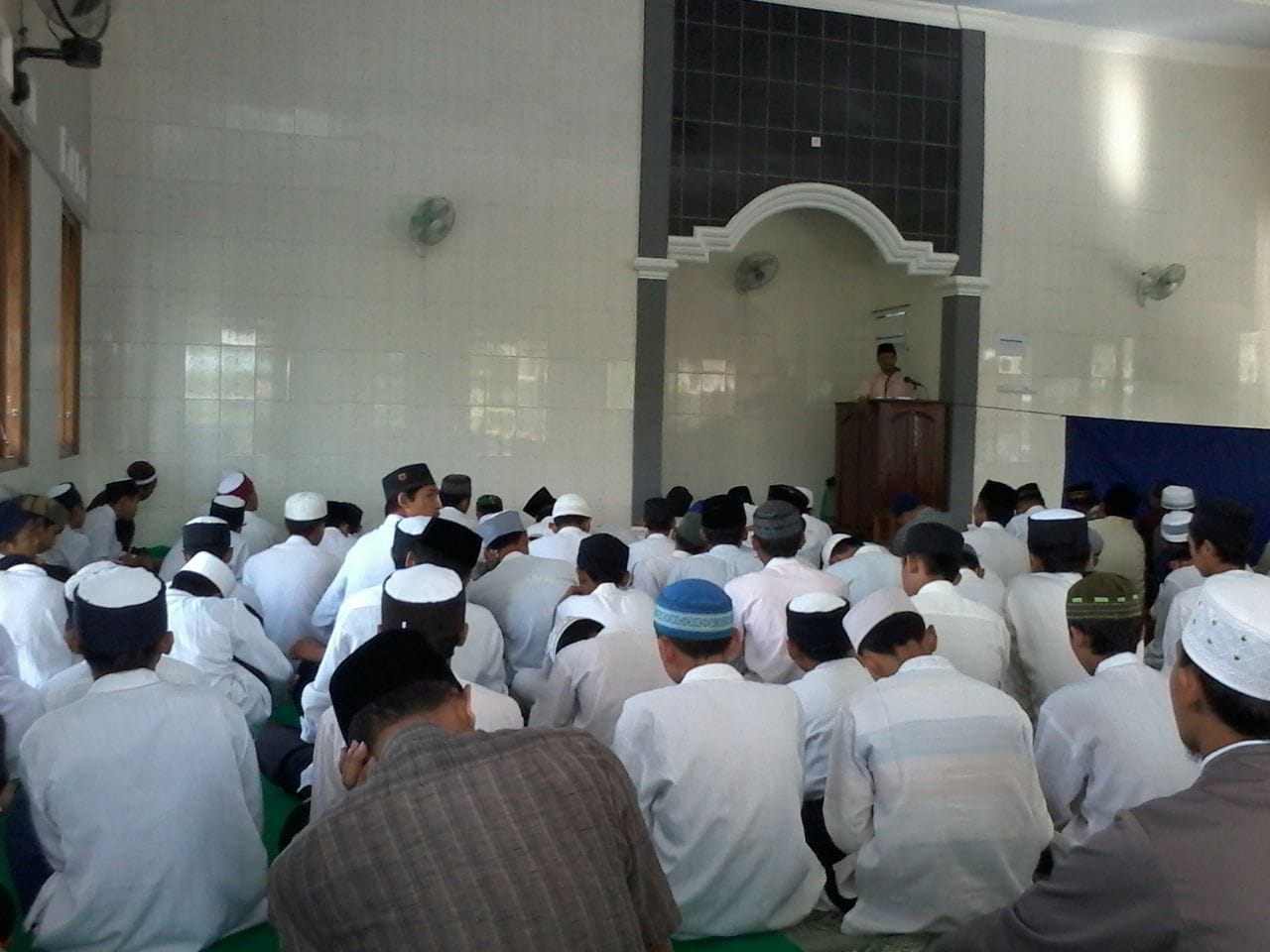 Kegiatan Sholat Jum'at Masjid Al-Anshar Lirung